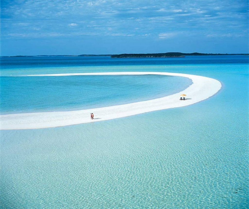 Đảo Musha Cay được mệnh danh là thiên đường nơi nhiệt đới với vùng biển lặn đẹp nhất thế giới và những bài cát trắng dài...